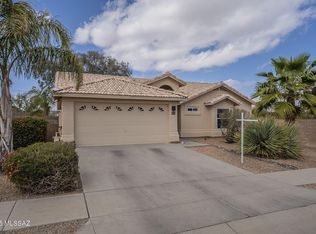 942 S Sierra Nevada Dr, Tucson, AZ 85748