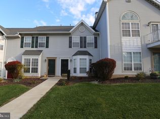 1915 Willings Ln, Hellertown, PA 18055