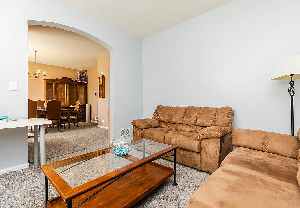 3002 Foxmoor Dr, Montgomery, IL 60538 Zillow