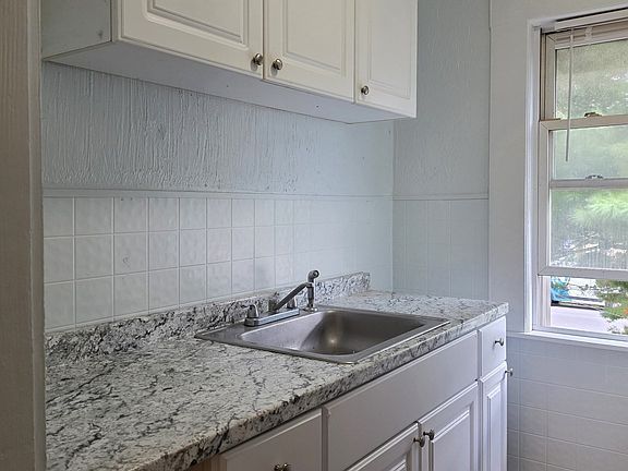 2nd image of 65 Whiting St #2L