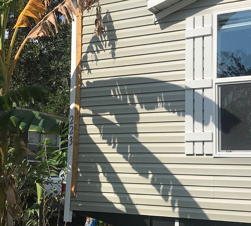 2nd image of 2902 Calder Dr