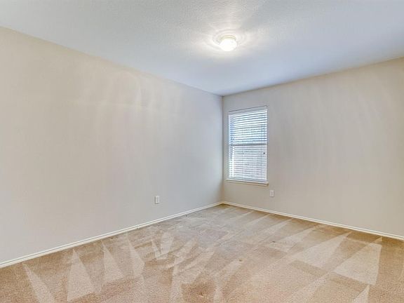 4th image of 153 Oregon Trl
