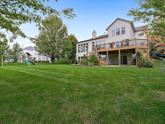4th image of 611 Saratoga Cir