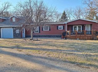 1605 450th Ave, Estherville, IA 51334