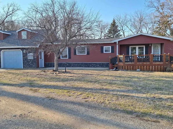 1605 450th Ave, Estherville, IA 51334