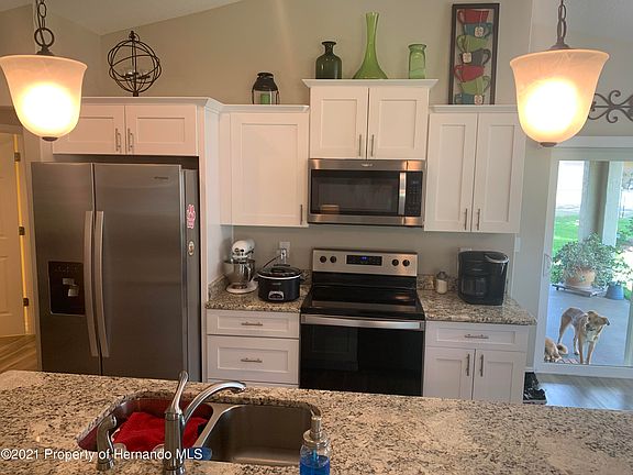 4th image of 10435 SW 133rd Ave