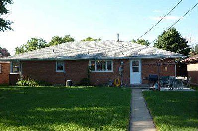 3rd image of 1215 W B St