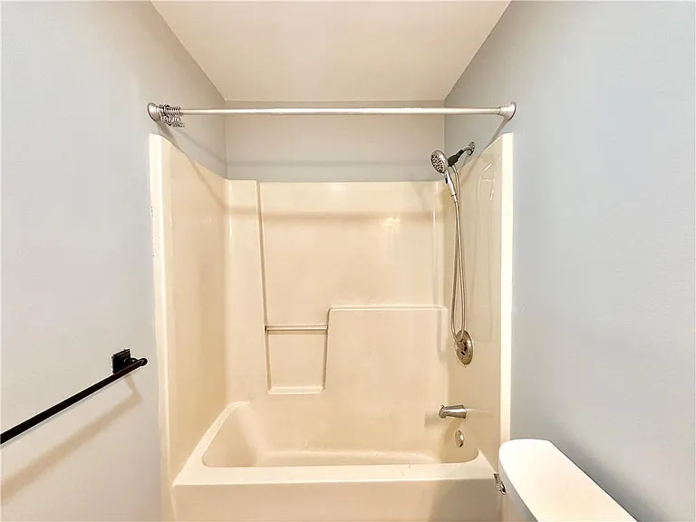 401 Canal Park — Photo 14