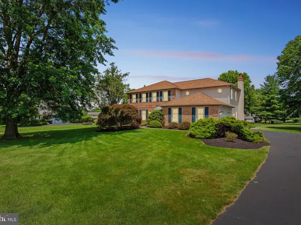 715 Comly Cir, North Wales, PA 19454