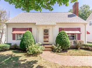 909 Bayard St, Waterloo, IA 50702