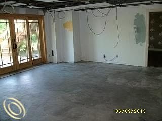 4th image of 11101 Young Dr