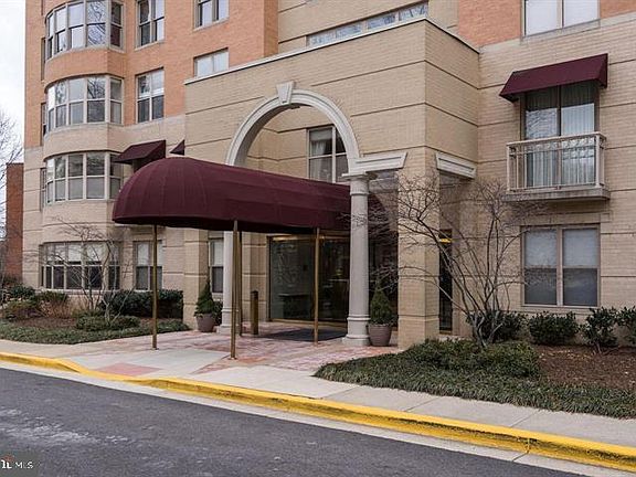 3rd image of 5000 Battery Ln #102