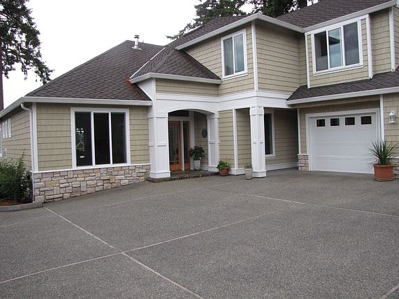 2nd image of 1433 185th Ave NE