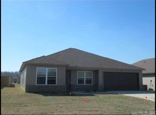 124 Im Dr, Maumelle, AR 72113