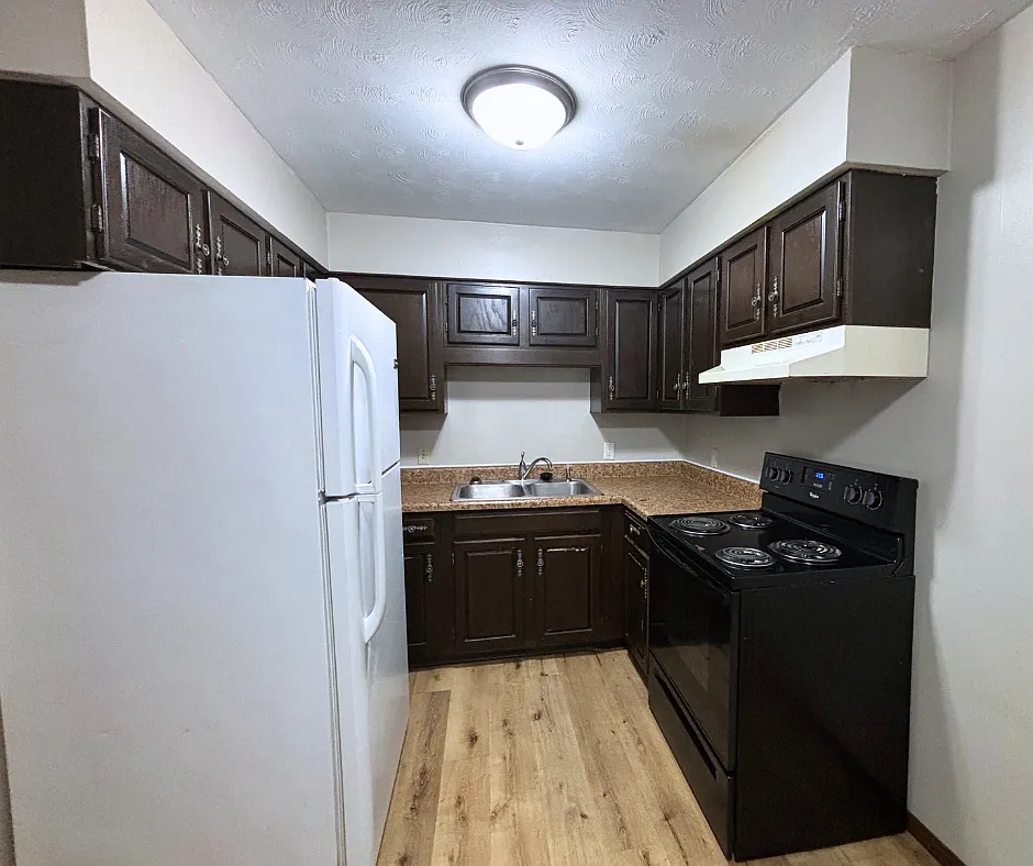 601 Oak Glen Drive — Photo 4