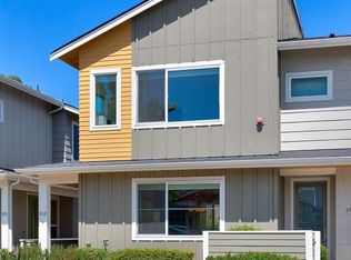 862 SW 96th Pl, Seattle, WA 98106