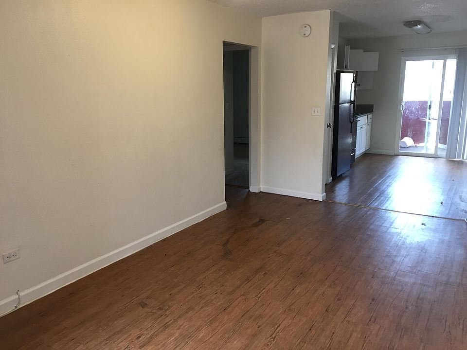 2nd image of 721 Depew St APT 9