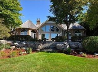 1629 Bohns Point Rd, Wayzata, MN 55391