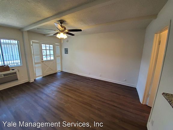 3rd image of 975 Ventura Ave APT 8