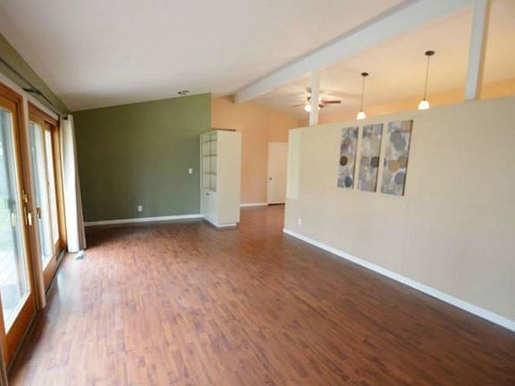 2nd image of 5206 Lessa St