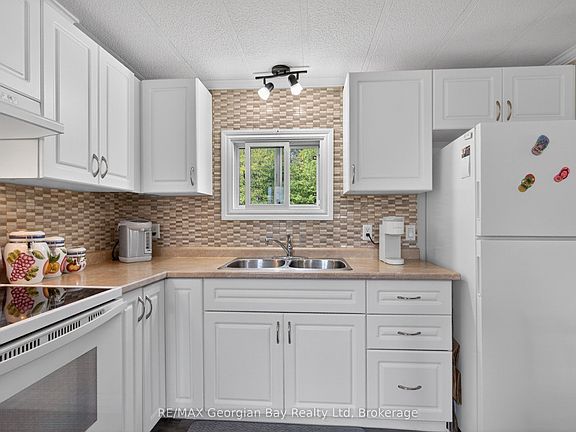 5th image of 5263 Elliott Side Rd #81