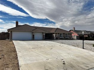 13026 Paraiso Rd, Apple Valley, CA 92308