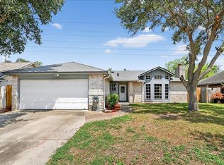 6826 Holiday Ln, Corpus Christi, TX 78414