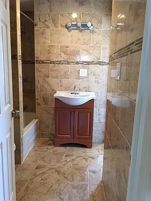 Rented by Yobi International Realty Corp | media 1