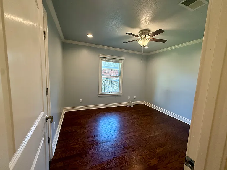600 Esplanade Ave — Photo 11