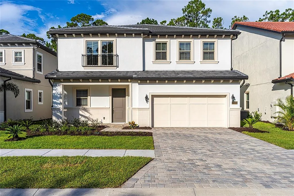 4 bed, 4.5 bath, 3975 sqft, $6,250 — Photo 1