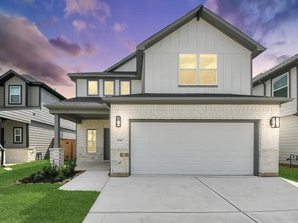 15947 Sycamore Maple Ln, Cypress, TX 77429