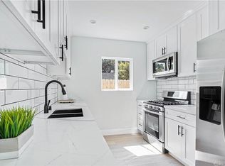 8022 Irvine Ave, North Hollywood, CA 91605