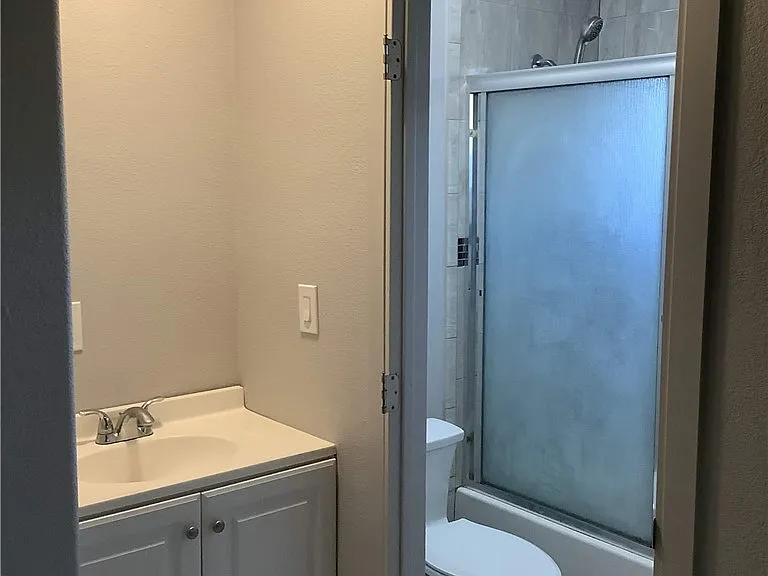 1113 S Virlee St — Photo 13