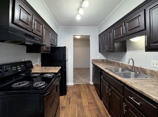Ascot Place Apartments, Birmingham, AL 35235