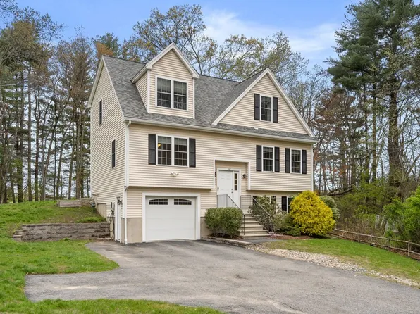 18 Washington Ave, Wilmington, MA 01887