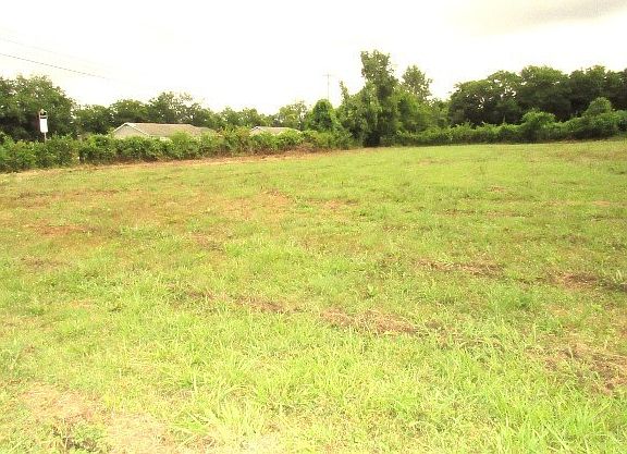 3rd image of 1 Old Nashville Hwy