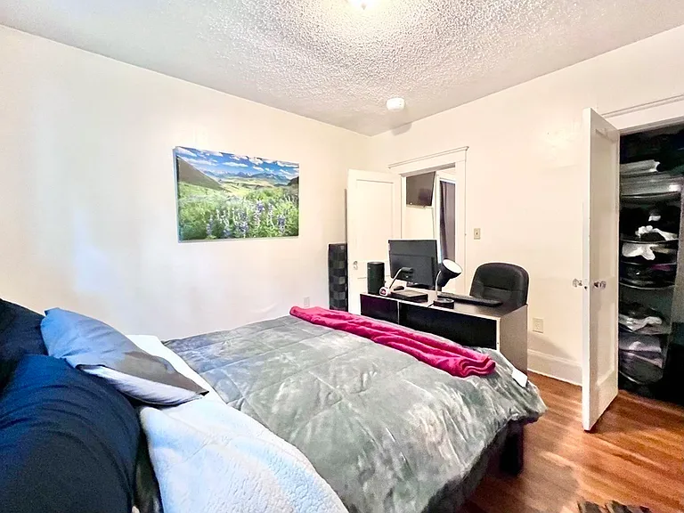 26 Chiswick Rd #6 — Photo 11