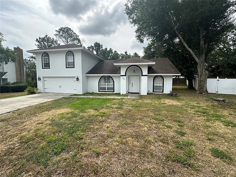 7327 Floral Cir E — Photo 31