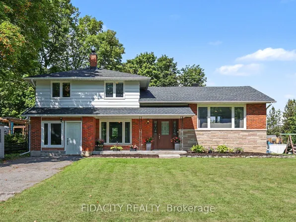 176 Doe Rd, Beckwith, ON K7C 0T1