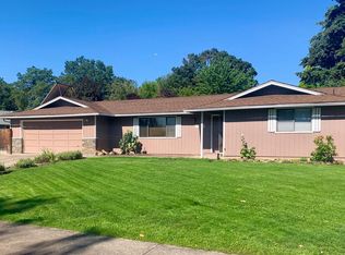 1384 Sequoia Cir, Medford, OR 97501
