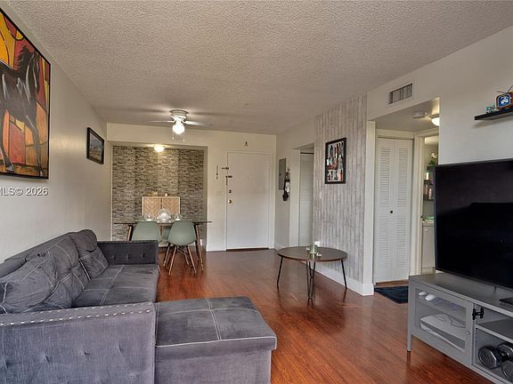 2nd image of 8320 NW 8th St #2-302