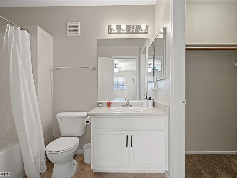 8216 Diamond Star Ct — Photo 22