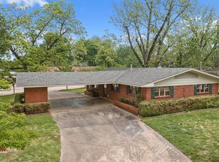 1618 Success St, Bossier City, LA 71112
