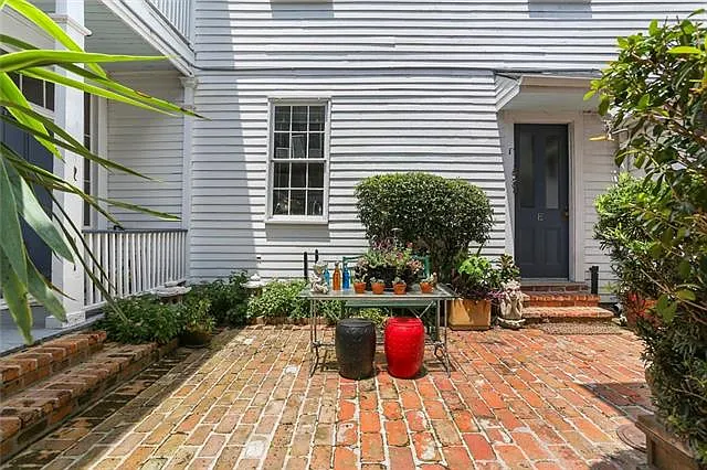 1427 Saint Mary St #E — Photo 20