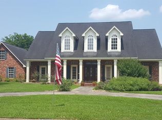 2193 Riverside Dr, West Columbia, TX 77486