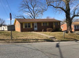 302 N Franklin St, Reidsville, NC 27320