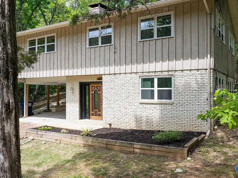 10038 Torino Dr SE — Photo 34
