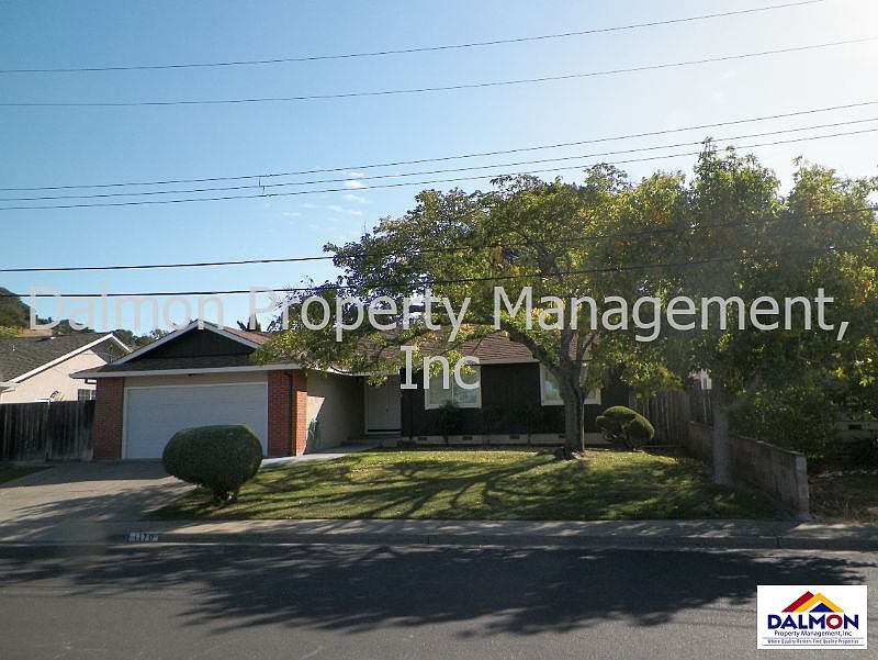 1st image of 1170 Rosalia Dr
