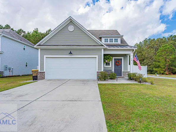 24 Cherry St, Port Wentworth, GA 31407