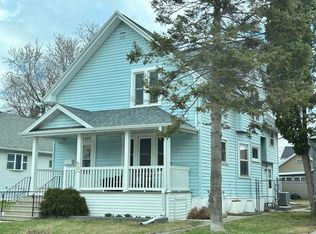 1302 Ontario St, Oshkosh, WI 54901